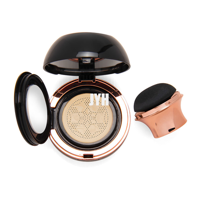 Fildişi Beyazı 13g Moisture Cushion CC Krem Aydınlatıcı Kapatıcı