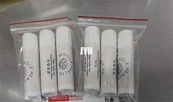 Yetişkinlere Yönelik Organik Nane Dudak Balsamı Nemlendirici Zengin SPF 15 Dudakları UVA UVB Işınlarına Karşı Korur