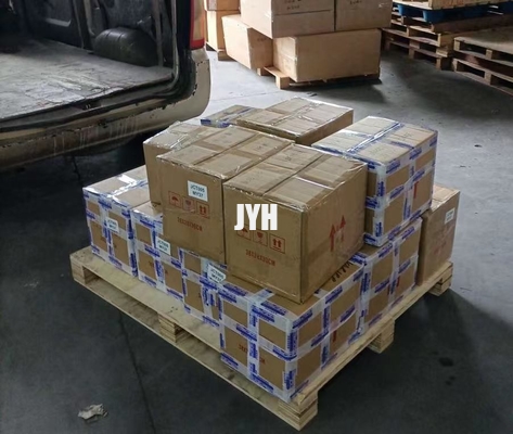 Yetişkin Organik Şeffaf Dudak Balsamı Kokusuz SPF 15 Noel Hediye Paketleme